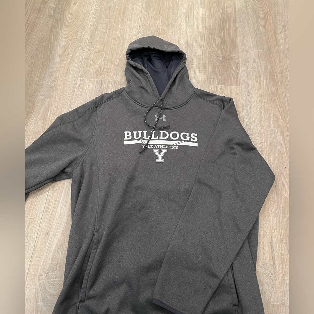Yale hoodie